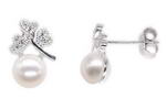 Flower sterling 925 silver freshwater pearl stud earrings on sale, 6-7mm