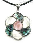 Multicolor flower shell pendant factory direct sale, 37mm